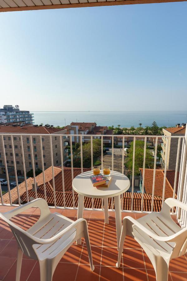 Hotel Checkin Catalonia Calella Exterior foto