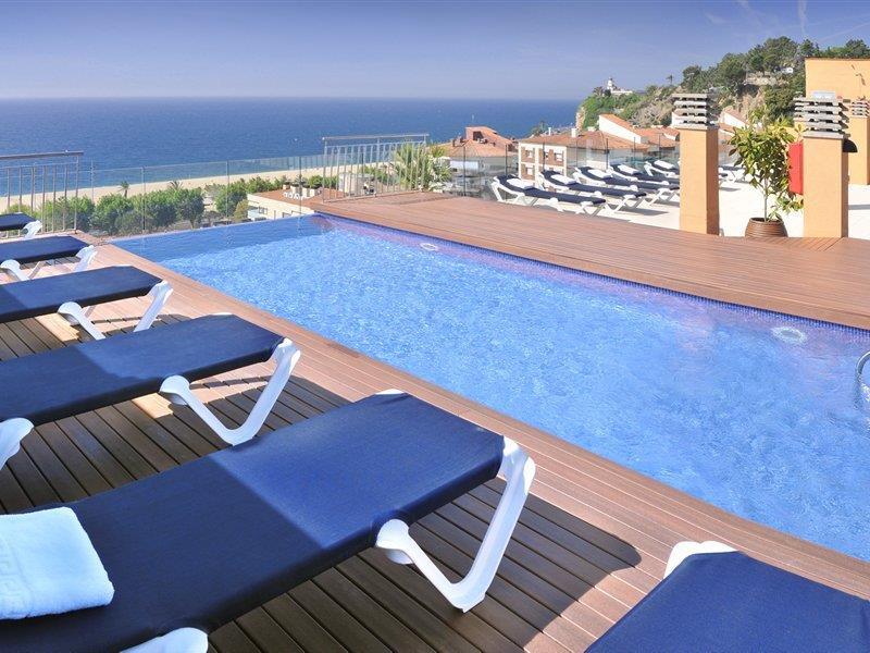 Hotel Checkin Catalonia Calella Exterior foto